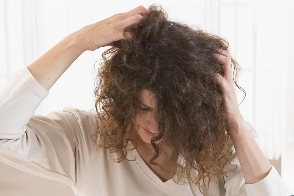 kulit Kepala Gatal & Kering pada Rambut Keriting